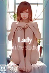 dako – lady in die Studio